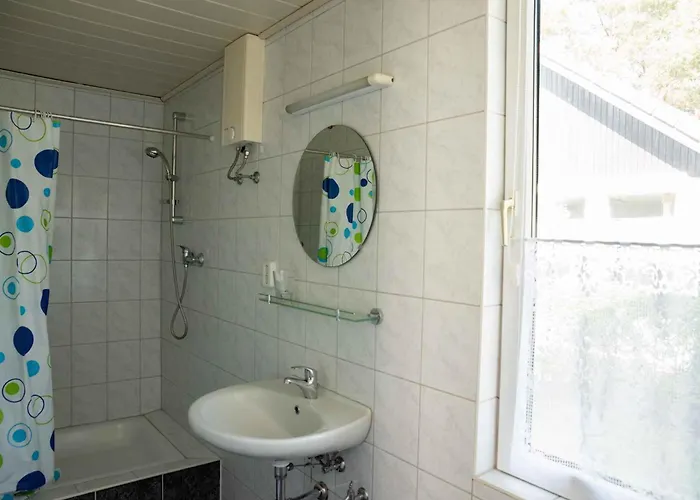 2 * Fuhlendorf (Mecklenburg-Vorpommern)